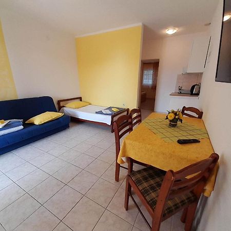 Apartments With A Parking Space Gradac, Makarska - 11332 Gradac  Cameră foto