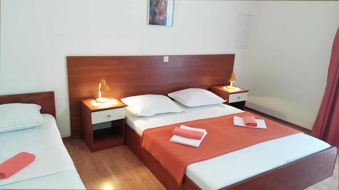 Apartments With A Parking Space Gradac, Makarska - 11332 Gradac  Exterior foto