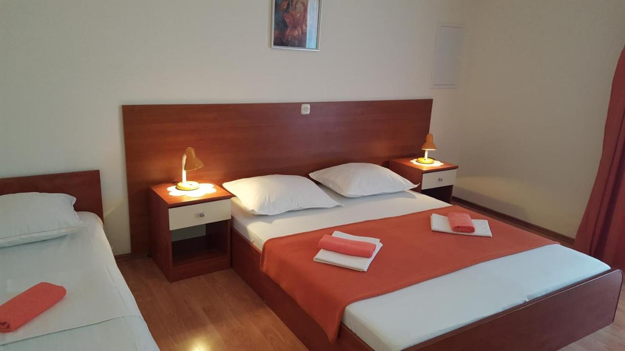 Apartments With A Parking Space Gradac, Makarska - 11332 Gradac  Exterior foto
