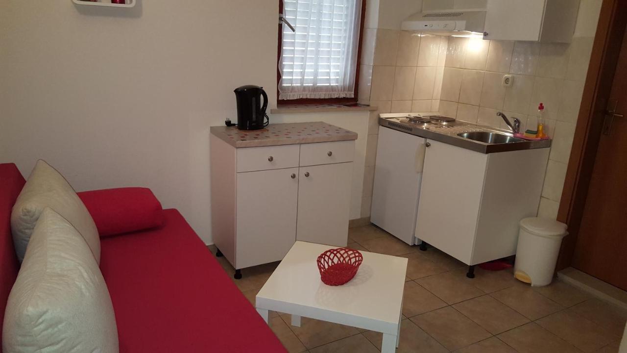 Apartments With A Parking Space Gradac, Makarska - 11332 Gradac  Exterior foto