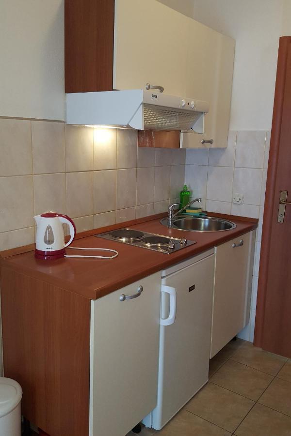 Apartments With A Parking Space Gradac, Makarska - 11332 Gradac  Exterior foto